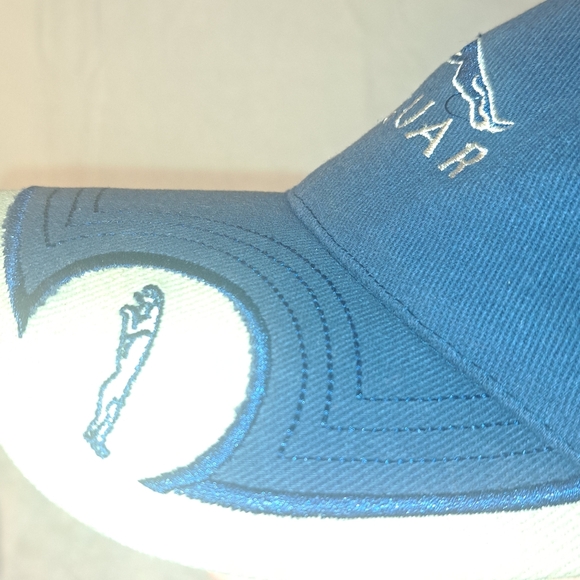 Jaguar Sports Cap. - Picture 5 of 10